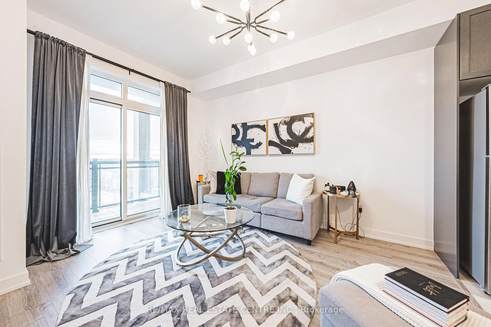 2486 Old Bronte Road, Unit 711 - Photo 9