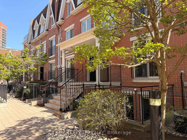 725 - 10 Laidlaw Street