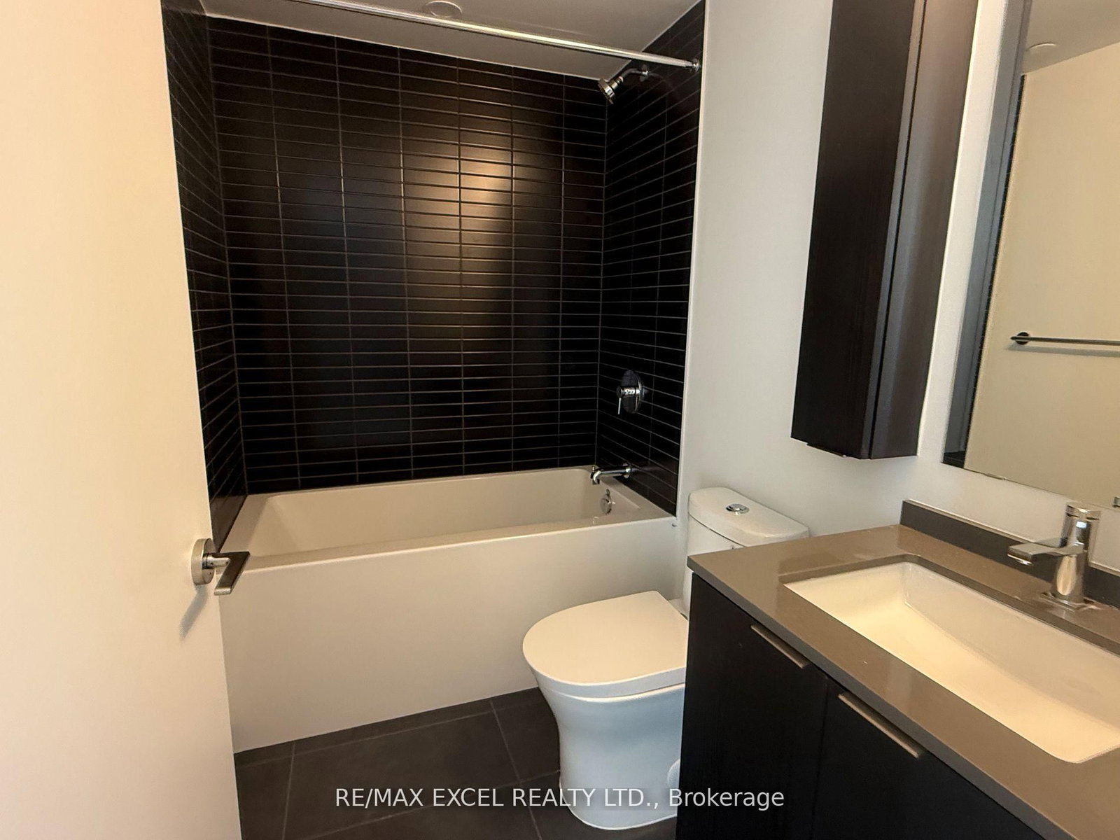 3009 Novar Road, Unit 1612 - Photo 8