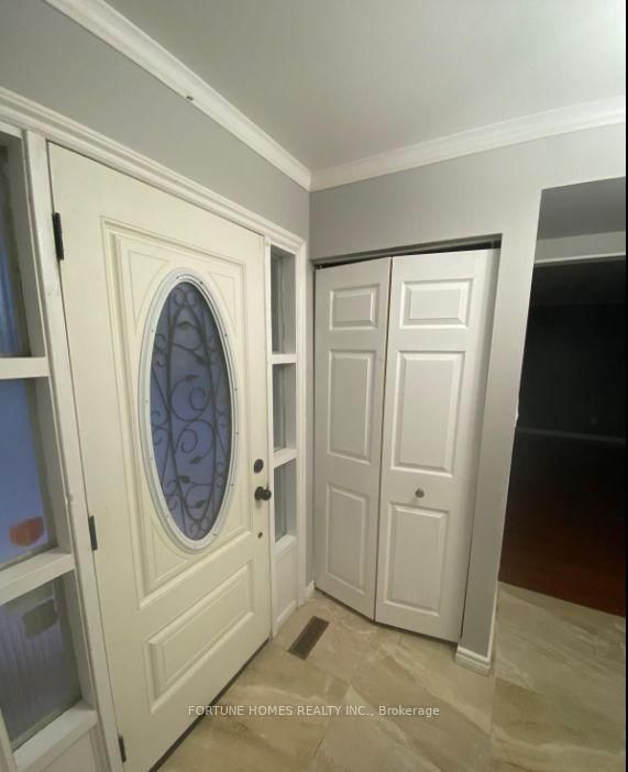 32 gable Place