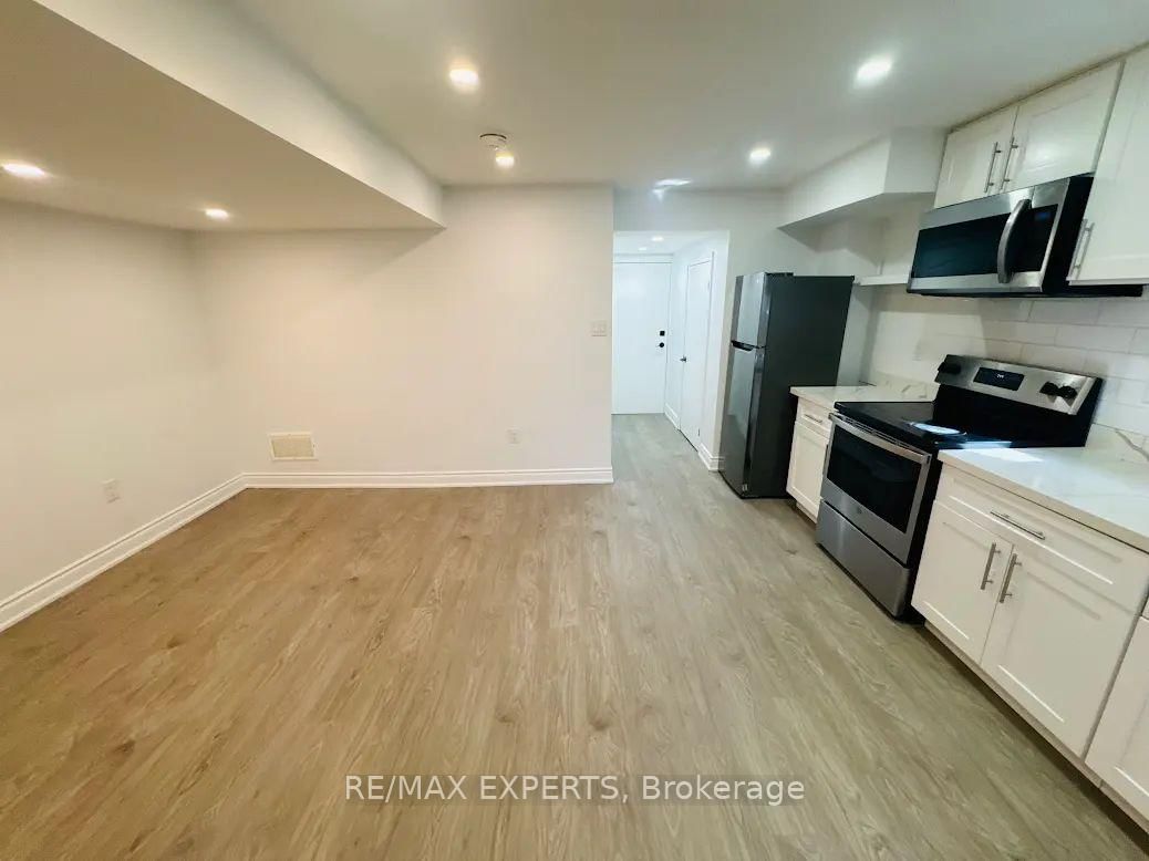 117 Baffin Crescent - Photo 16