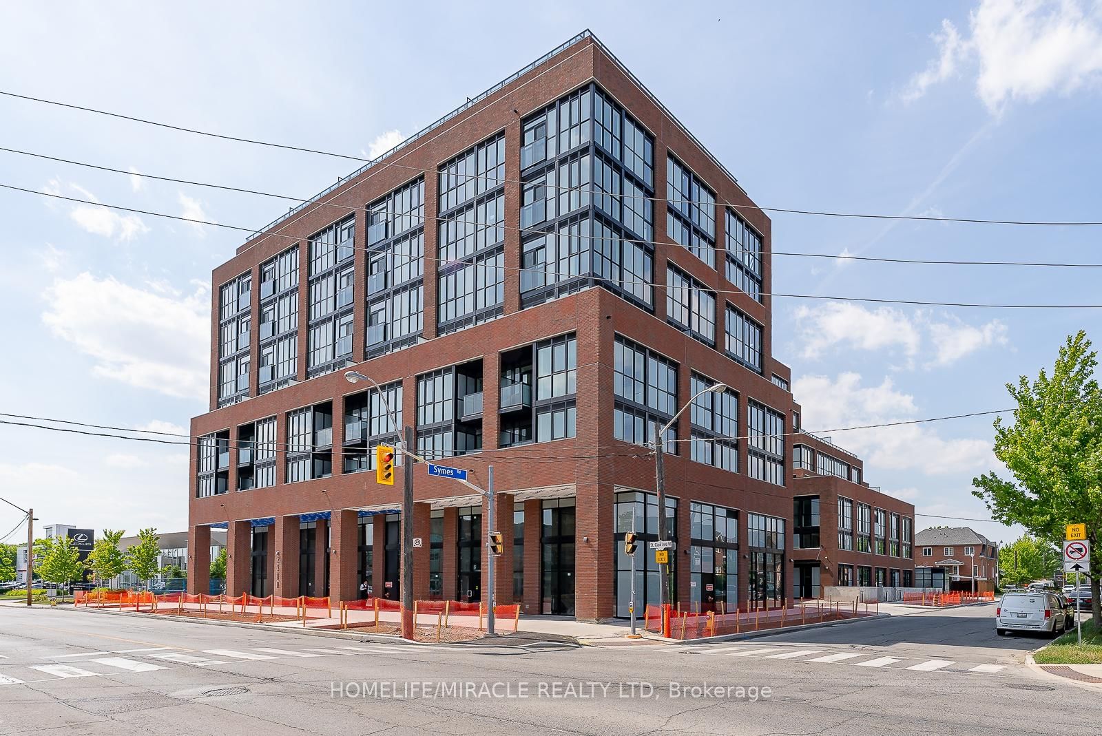 2300 St. Clair Avenue W, Unit 311