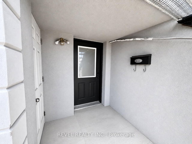 Lower - 564 Blackthorn Avenue