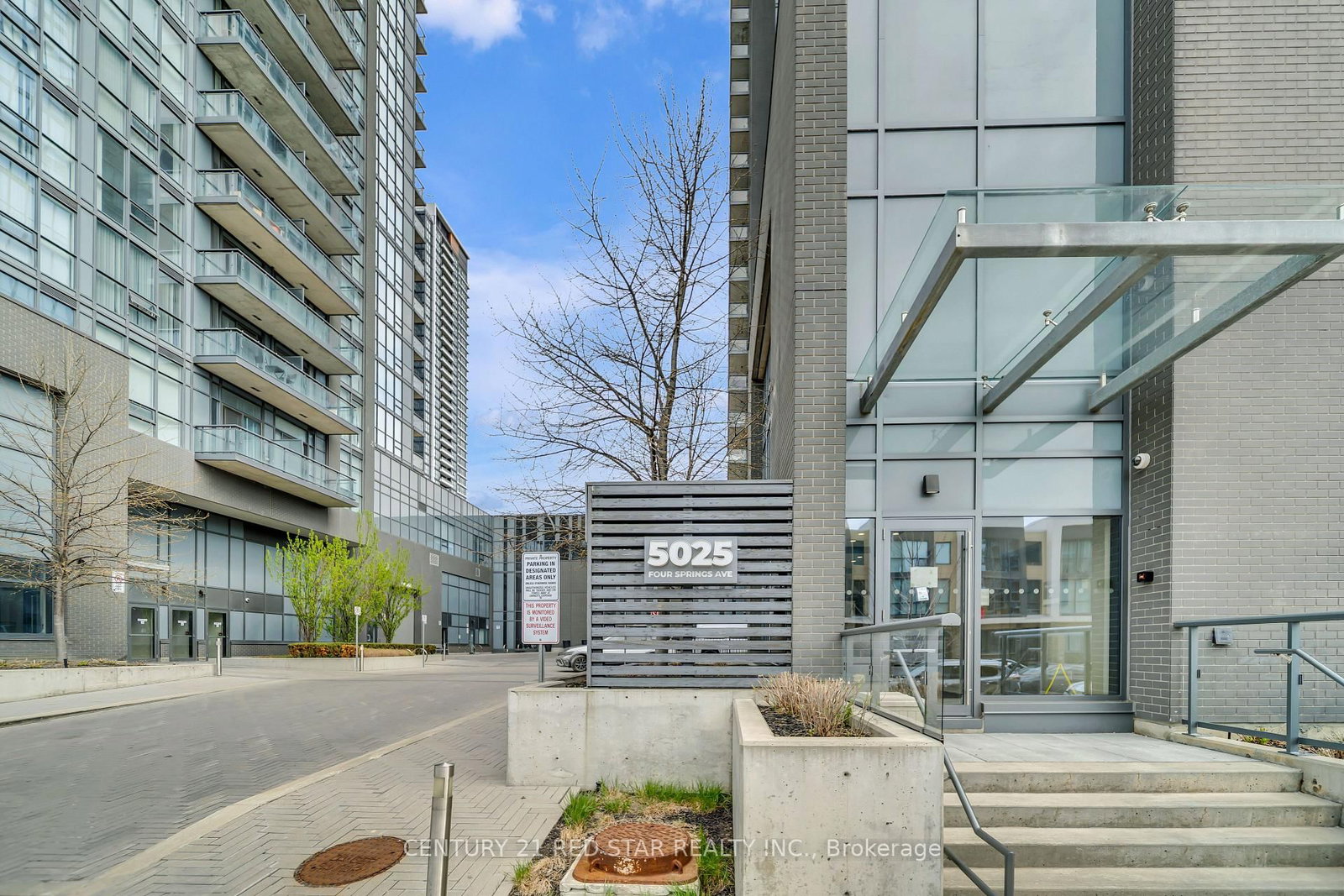 5025 Four Springs Avenue, Unit 0504 - Photo 2