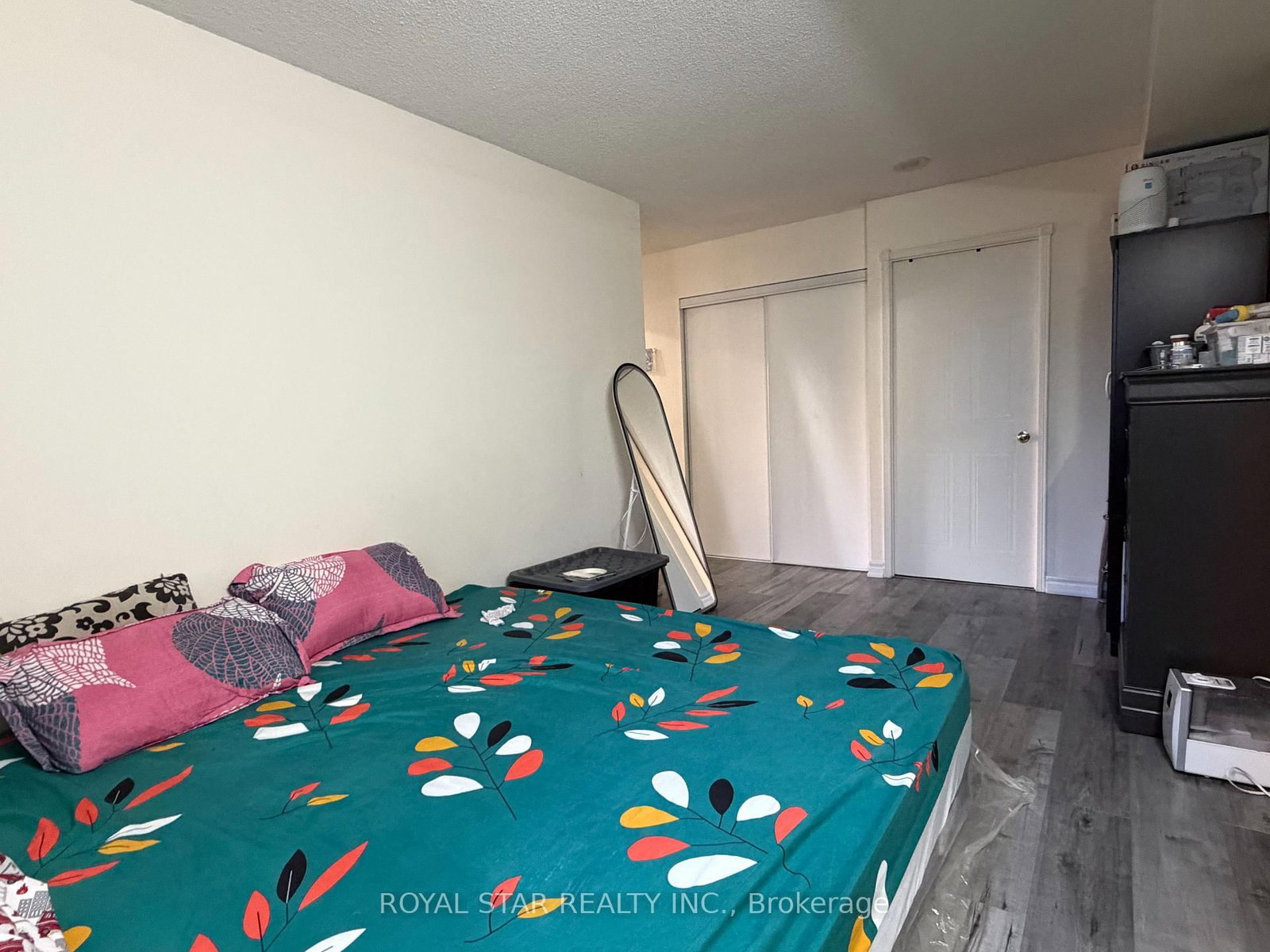 135 Hillcrest Avenue, Unit 303 - Photo 24