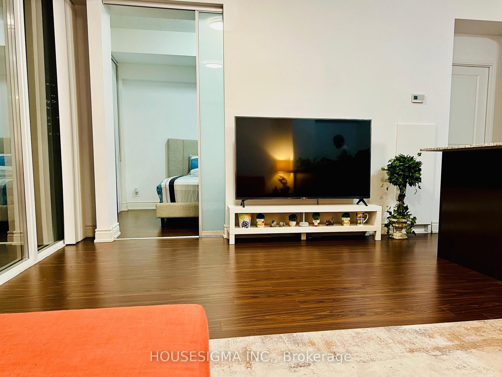 4033 Hurontario Street, Unit 312 - Photo 5