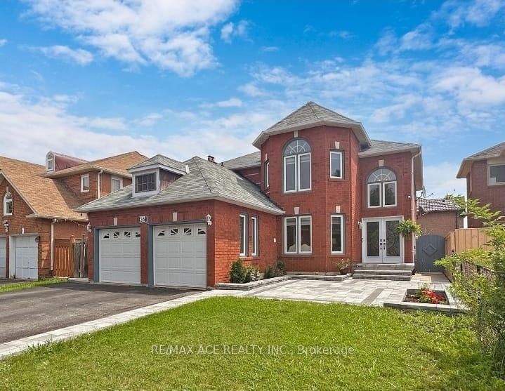 26 Brownridge Crt N, Brampton, Ontario