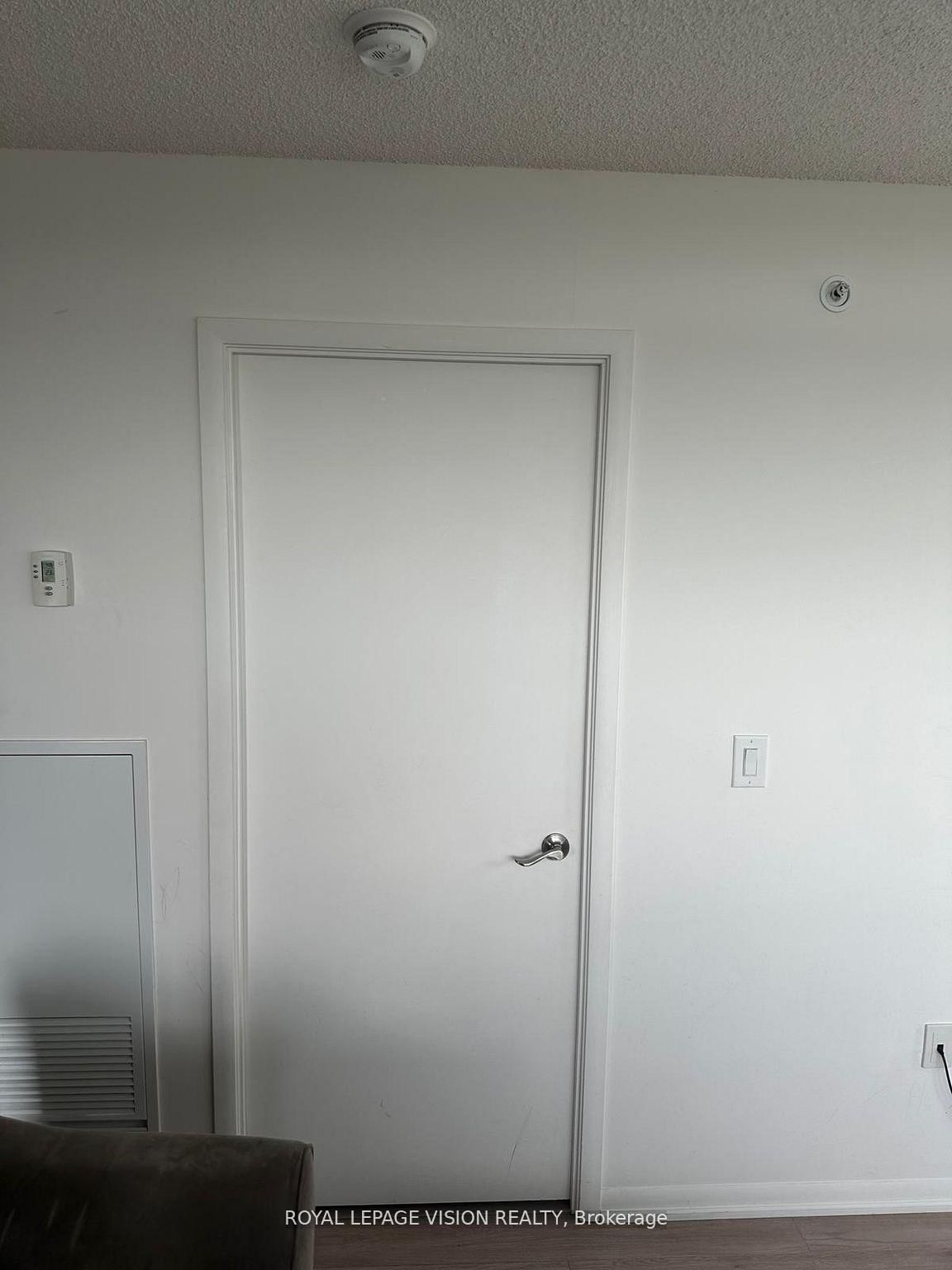 830 Lawrence Avenue W, Unit 914 - Photo 3