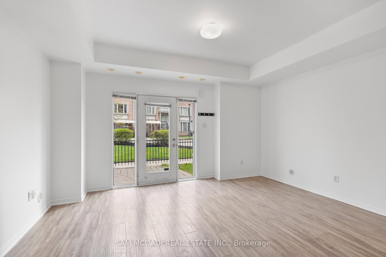 3050 Erin Centre Boulevard, Unit 112 - Photo 5