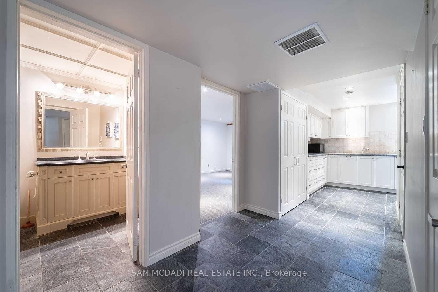 2588 Lundigan Drive, Unit Bsmt - Photo 8