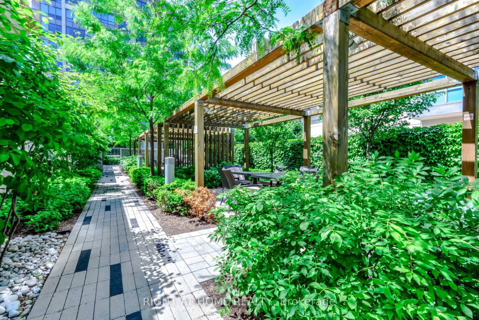 15 Viking Lane, Unit 307 - Photo 40