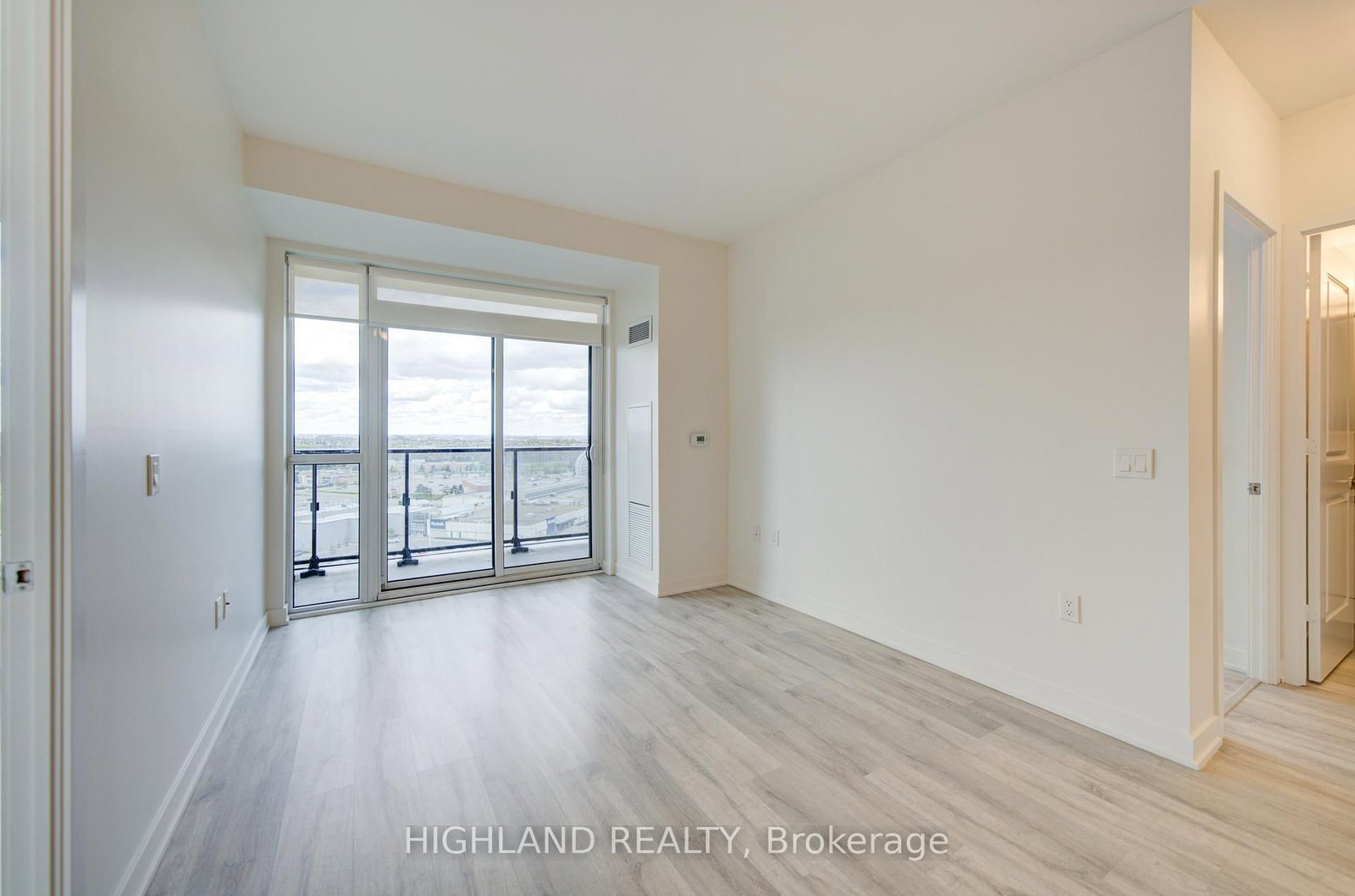 4677 Glen Erin Drive, Unit 1510 - Photo 13