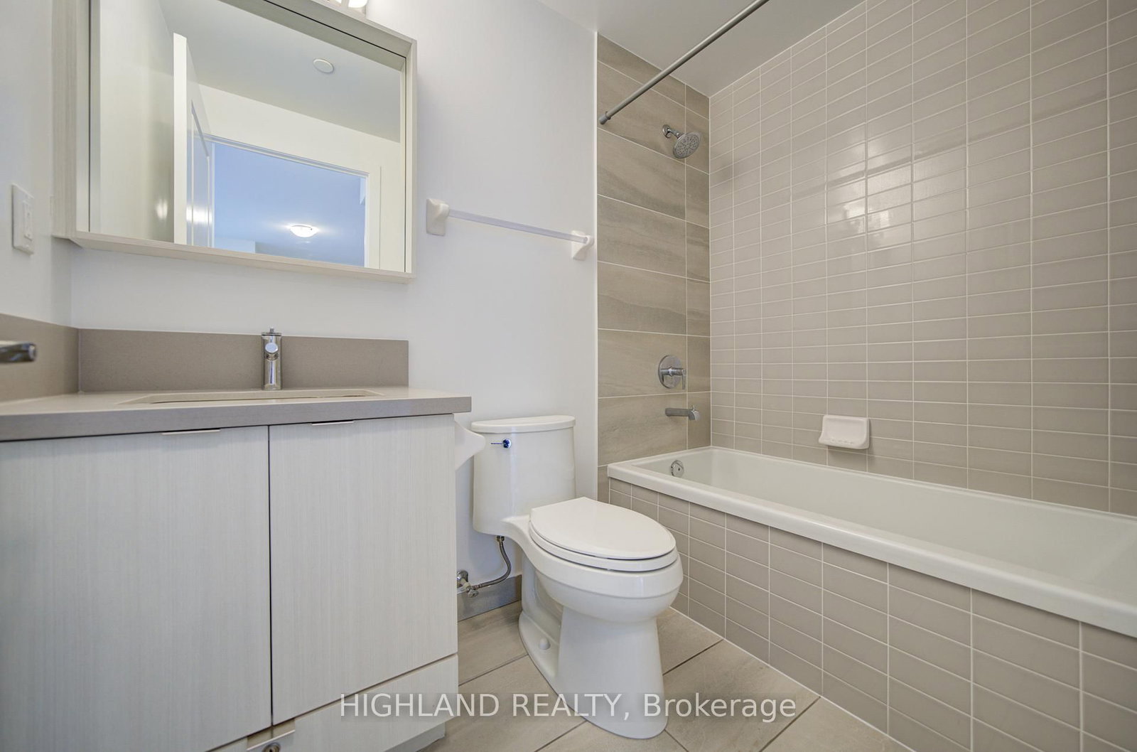 4677 Glen Erin Drive, Unit 1510 - Photo 17