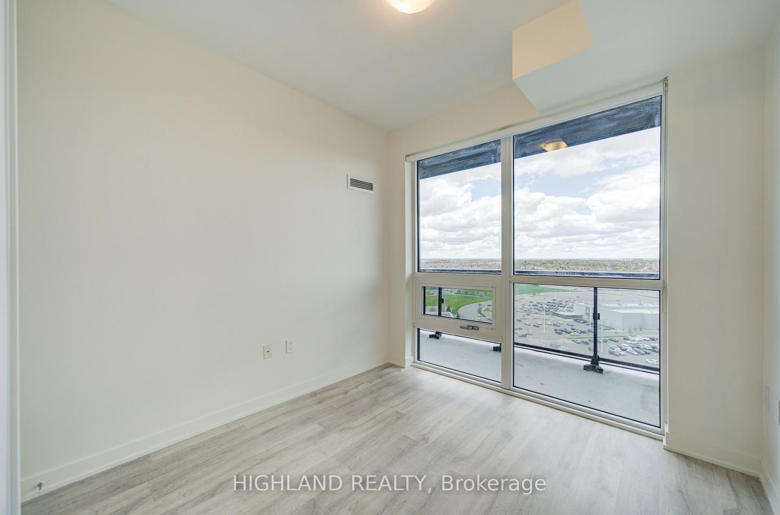 4677 Glen Erin Drive, Unit 1510 - Photo 19