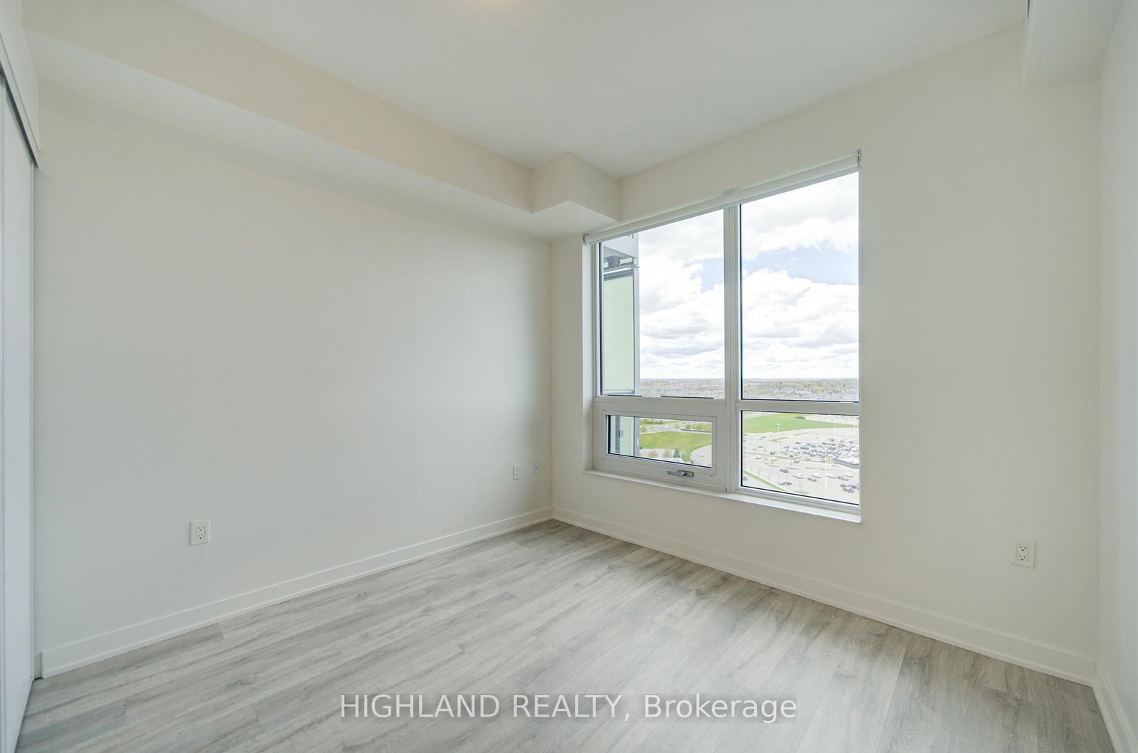 4677 Glen Erin Drive, Unit 1510 - Photo 20
