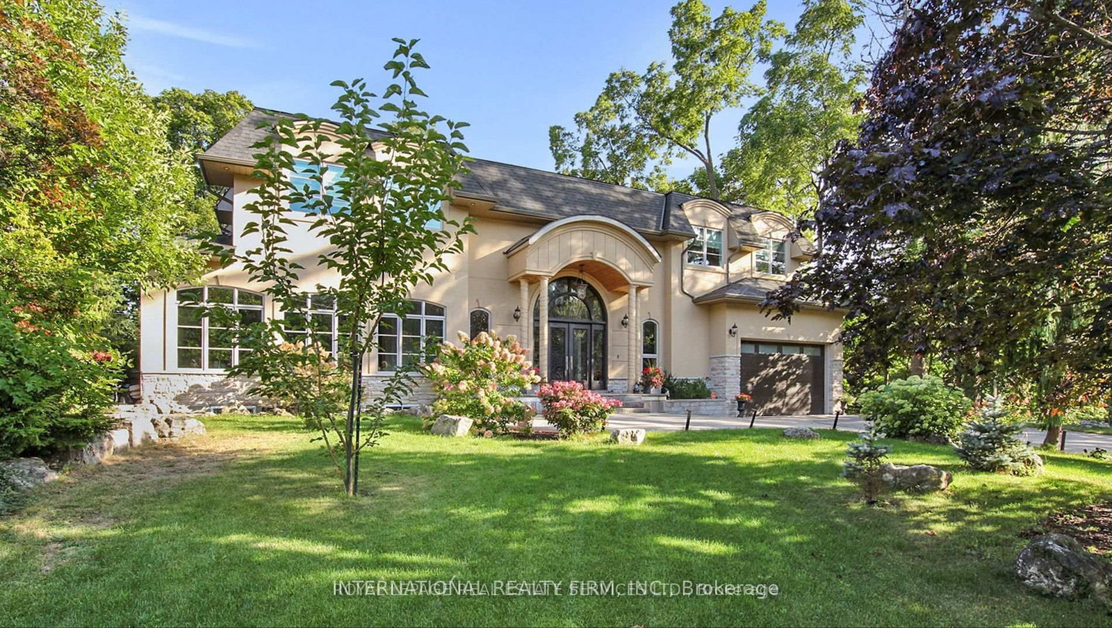 1286 Cambridge Drive, Oakville, ON