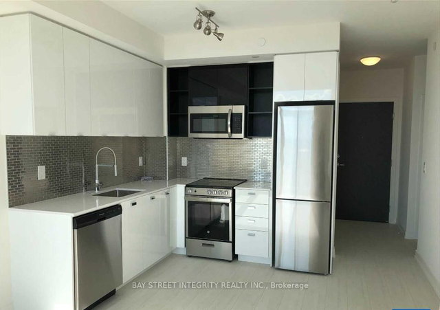 1315 - 10 De Boers Drive