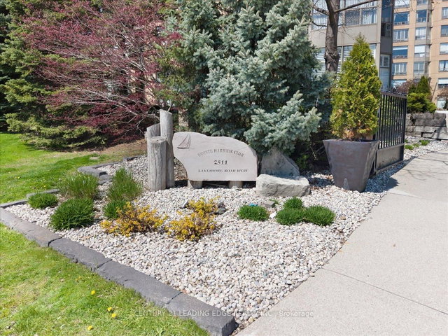 719 - 2511 Lakeshore Road W