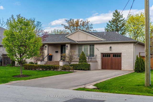 1326 Stanbury Road