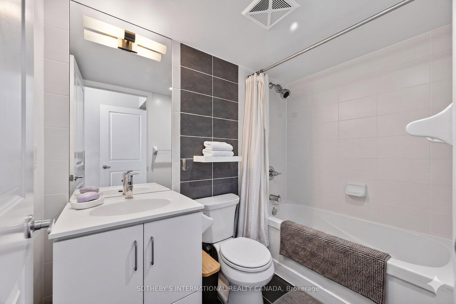 215 Sherway Gardens Road, Unit 2310 - Photo 10