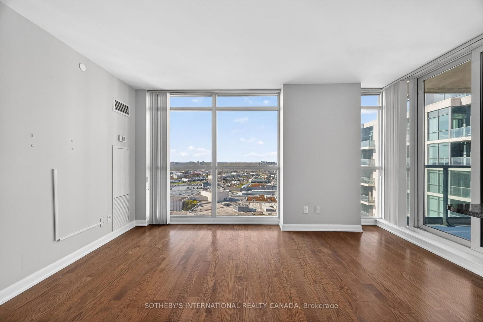 215 Sherway Gardens Road, Unit 2310 - Photo 25
