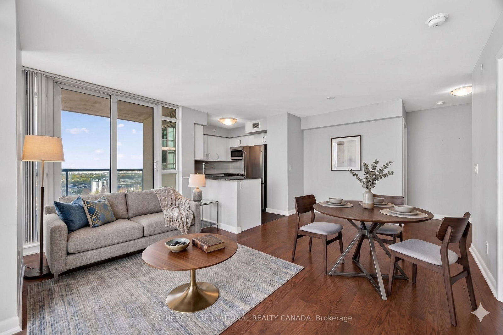 215 Sherway Gardens Road, Unit 2310 - Photo 5