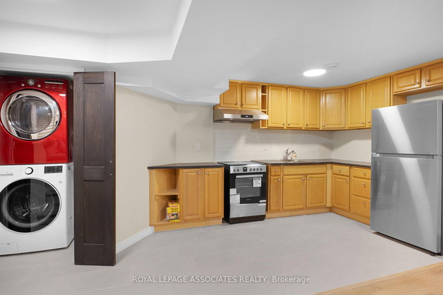 BSMT - 6120 Clover Ridge Crescent
