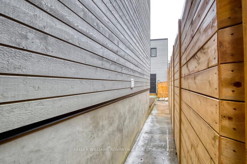 Lower - 325 Perth Avenue