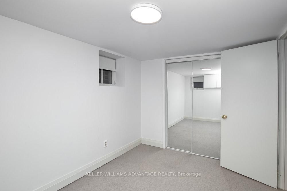 325 Perth Avenue, Unit Lower - Photo 21