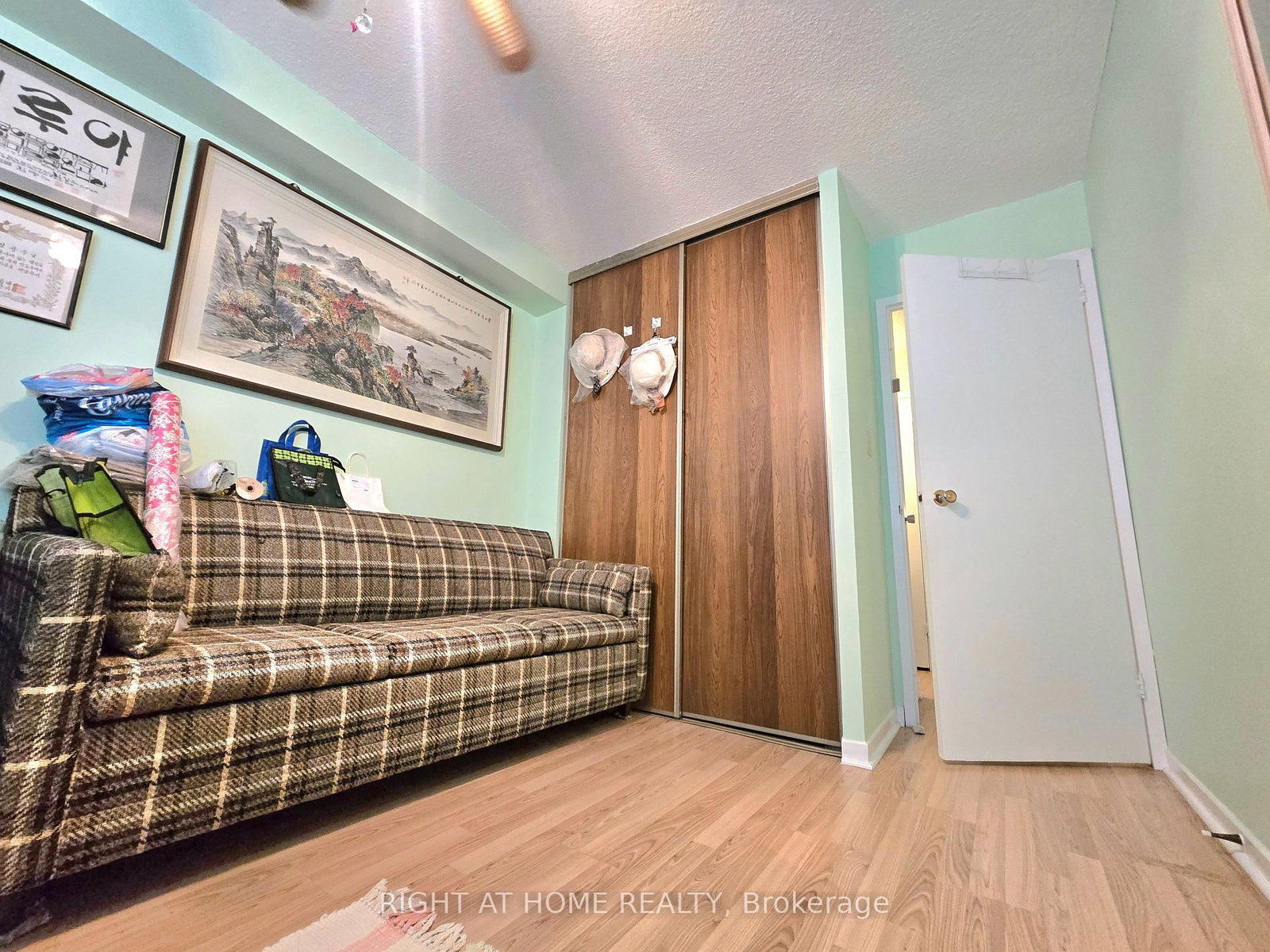 2542 Argyle Road, Unit 1106 - Photo 11