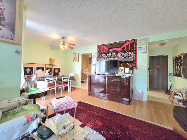 1106 - 2542 Argyle Road