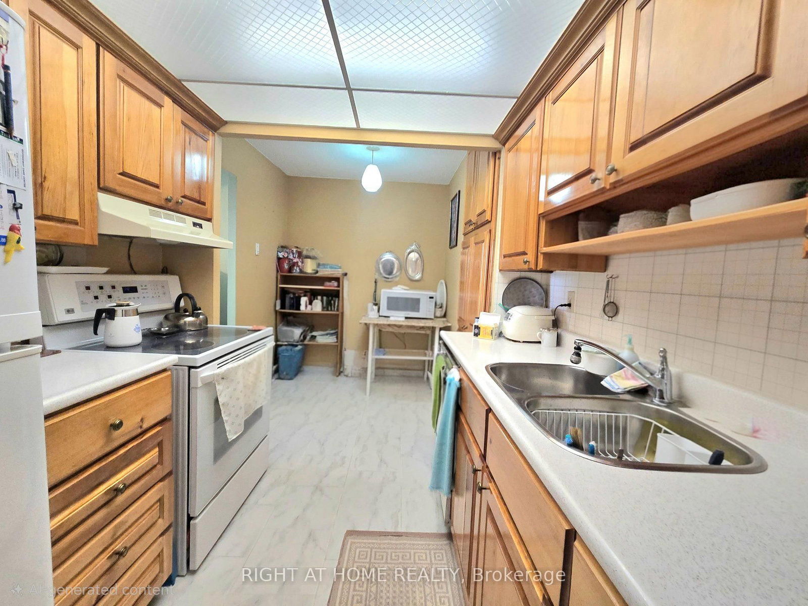 2542 Argyle Road, Unit 1106 - Photo 4
