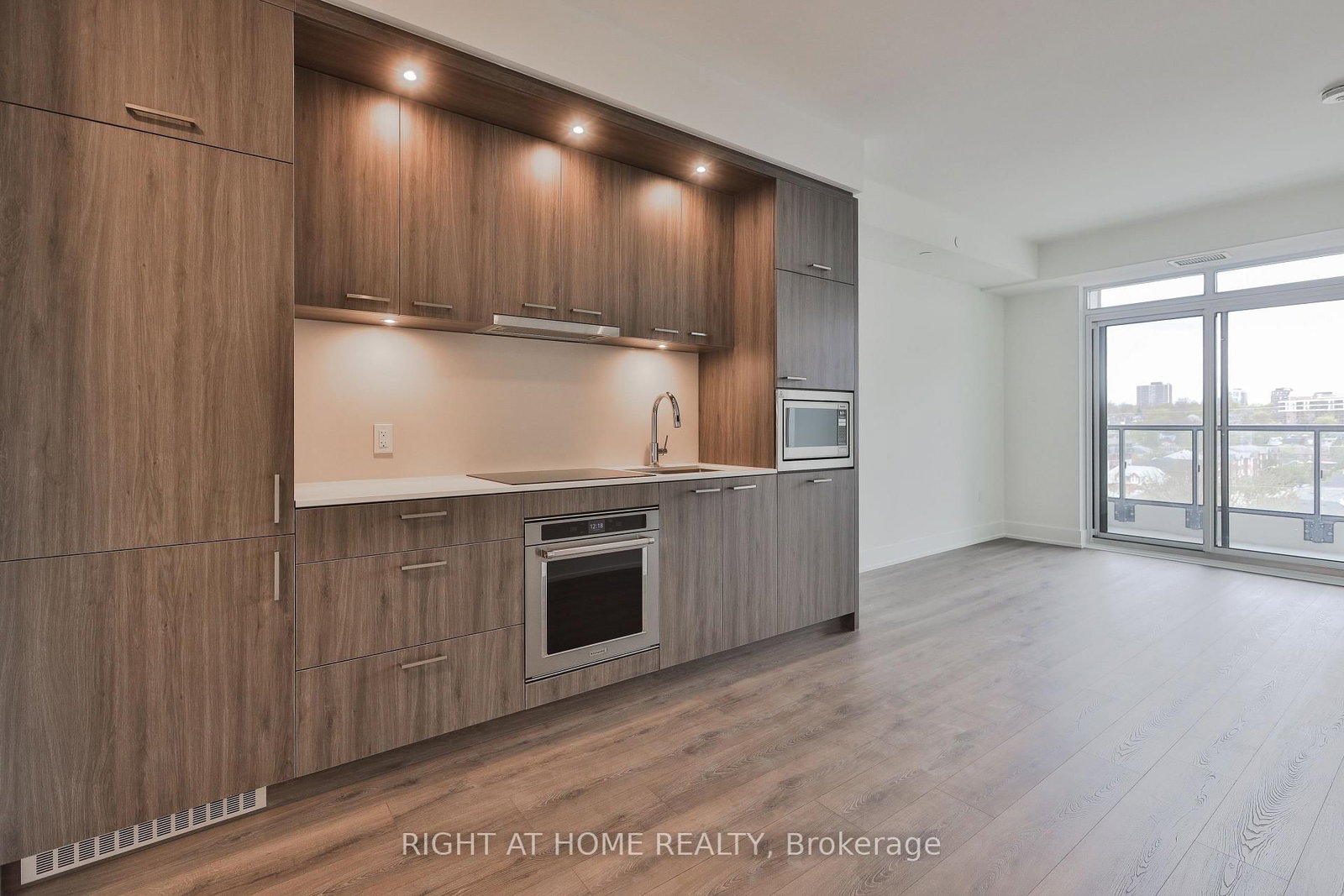 858 Dupont Street, Unit 621 - Photo 2