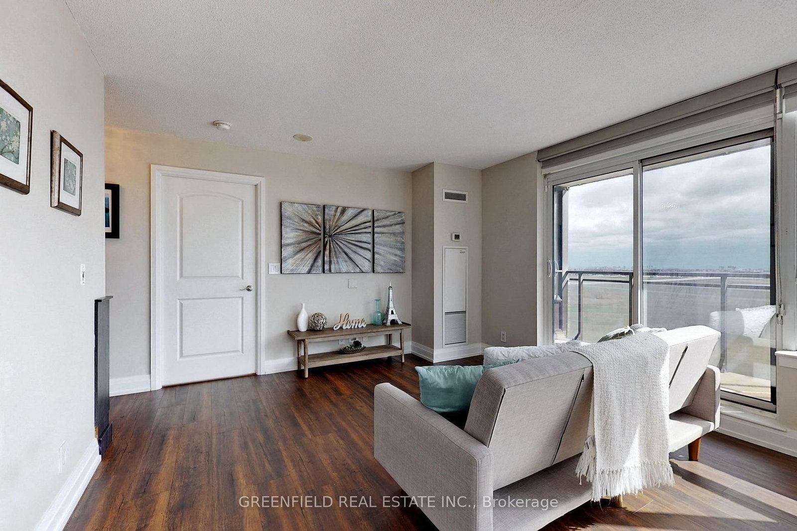 1070 Sheppard Avenue W, Unit 1214 - Photo 3