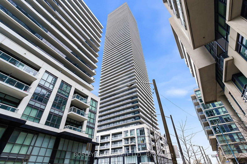 home for lease on 1410-70 Annie Craig Drive