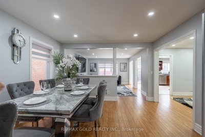 8 Bayridge Drive — more photos