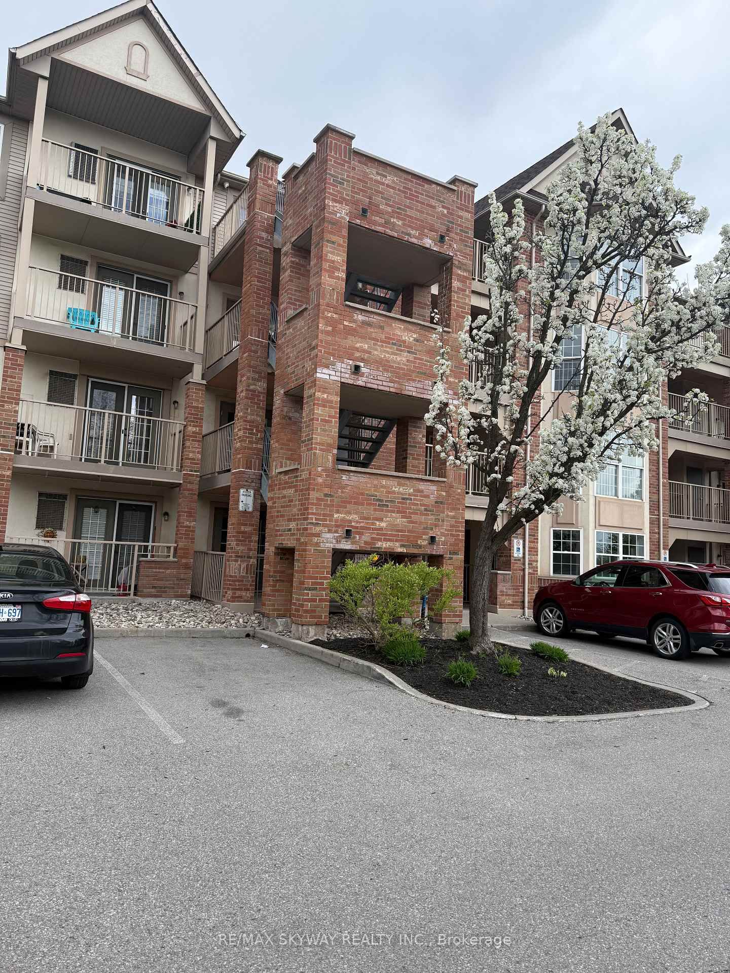 4025 Kilmer Drive, Unit 410