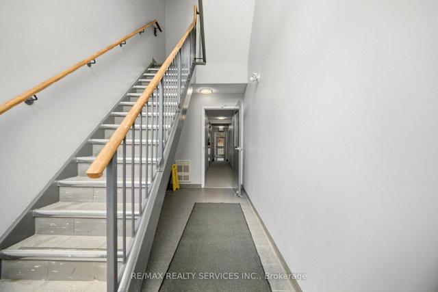 110A - 211 FORUM Drive
