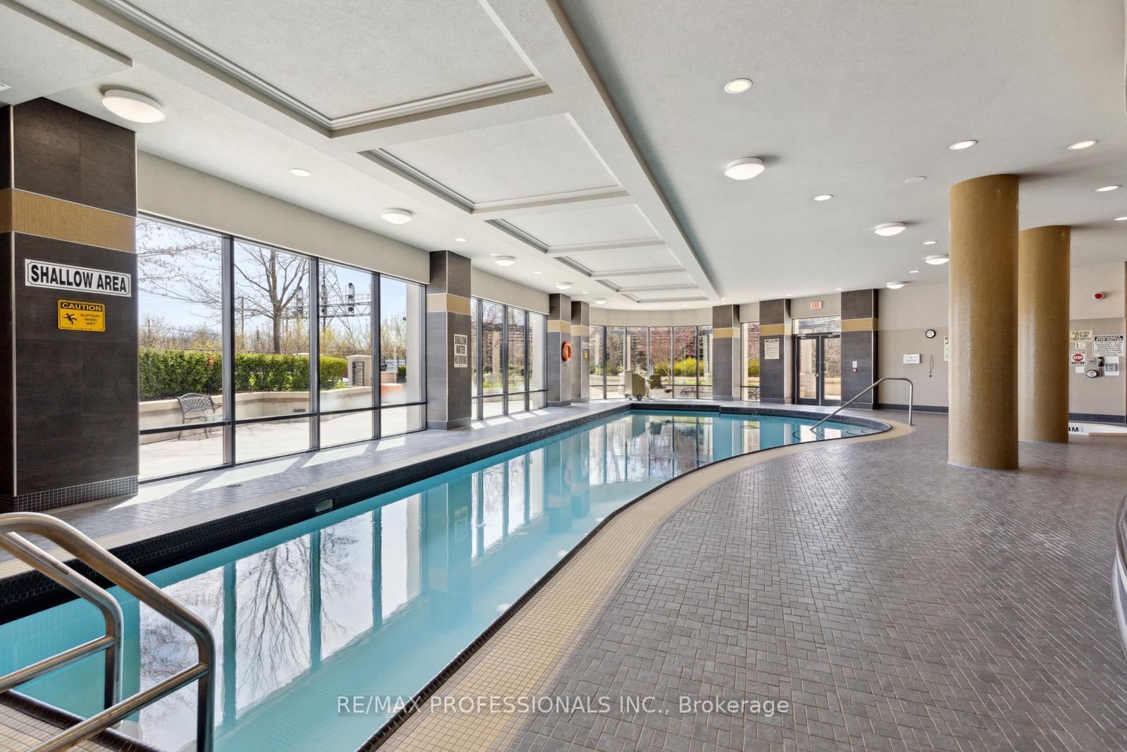 1135 Royal York Road, Unit 1104 - Photo 15