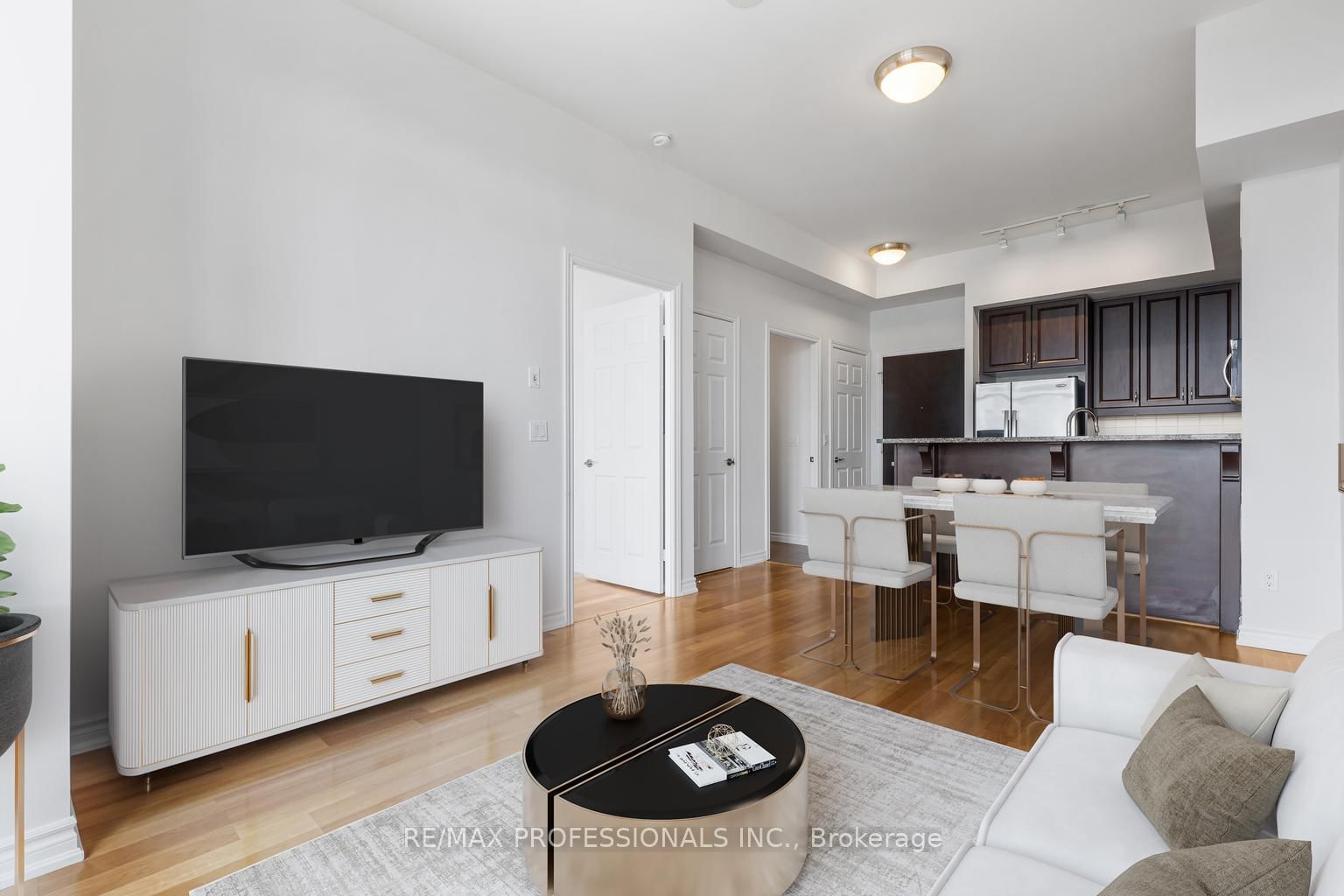 1135 Royal York Road, Unit 1104 - Photo 4