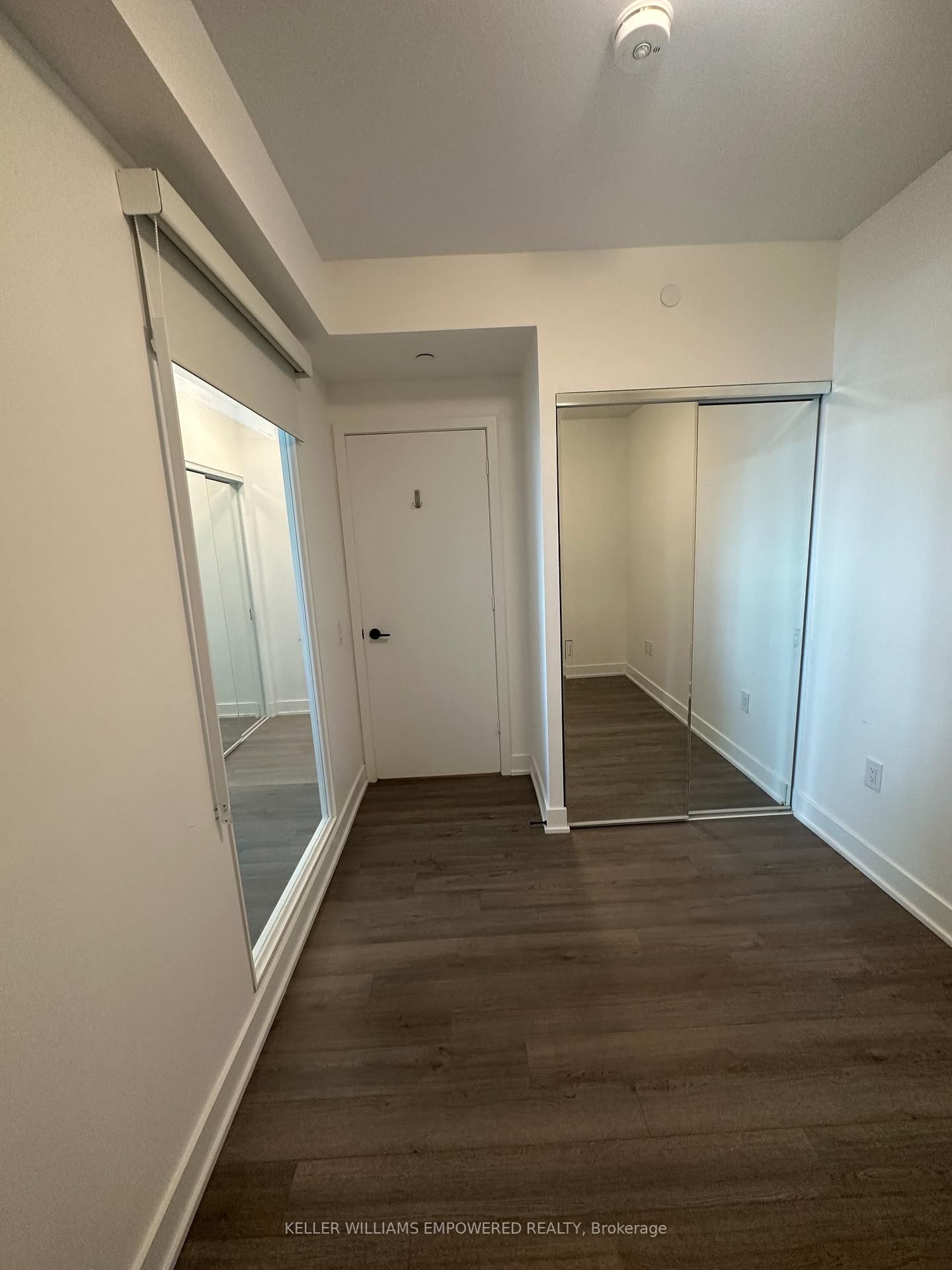 50 George Butchart Drive, Unit 414 - Photo 14