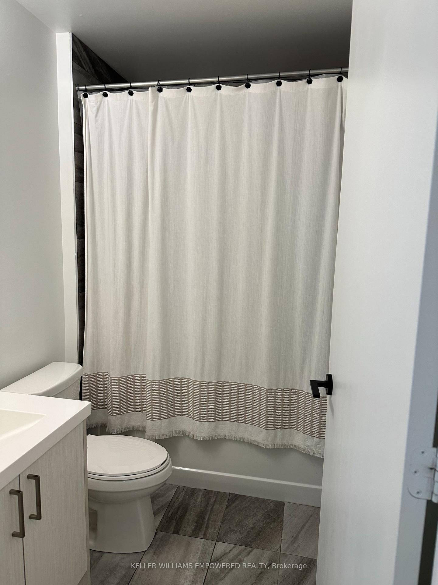 50 George Butchart Drive, Unit 414 - Photo 18