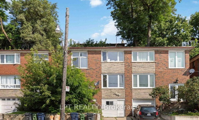 1344 Davenport Road