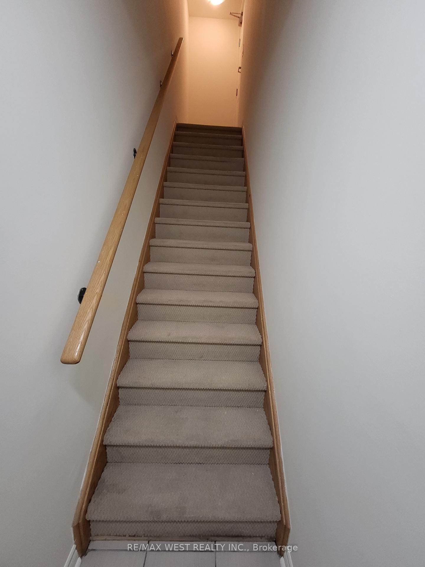 2420 Baronwood Drive, Unit 34-04
