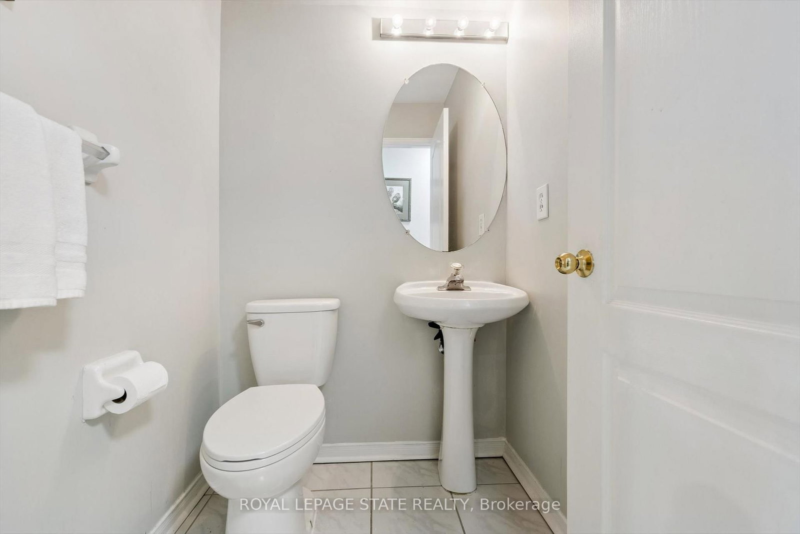 833 Scollard Court, Unit 107 - Photo 15