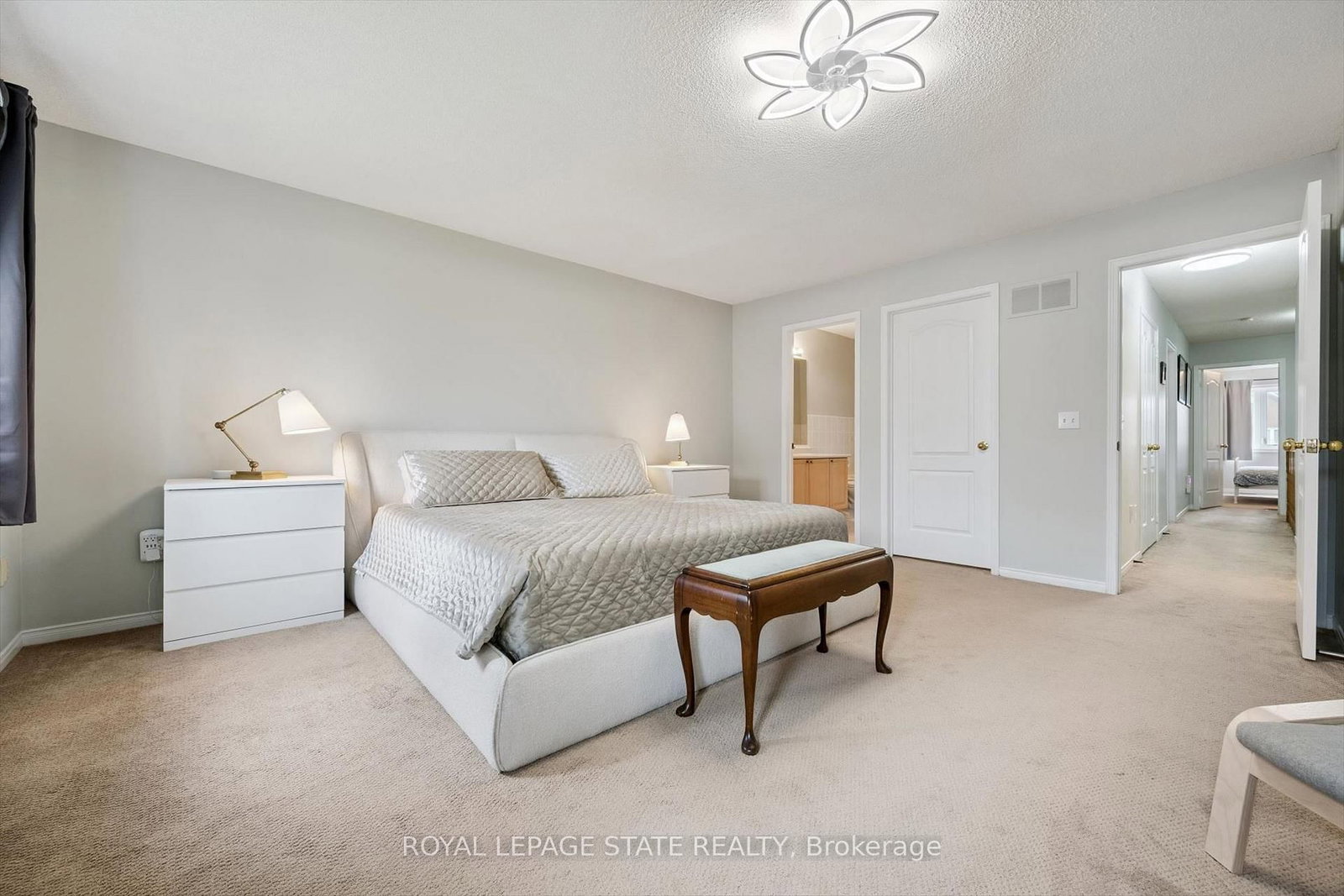 833 Scollard Court, Unit 107 - Photo 18