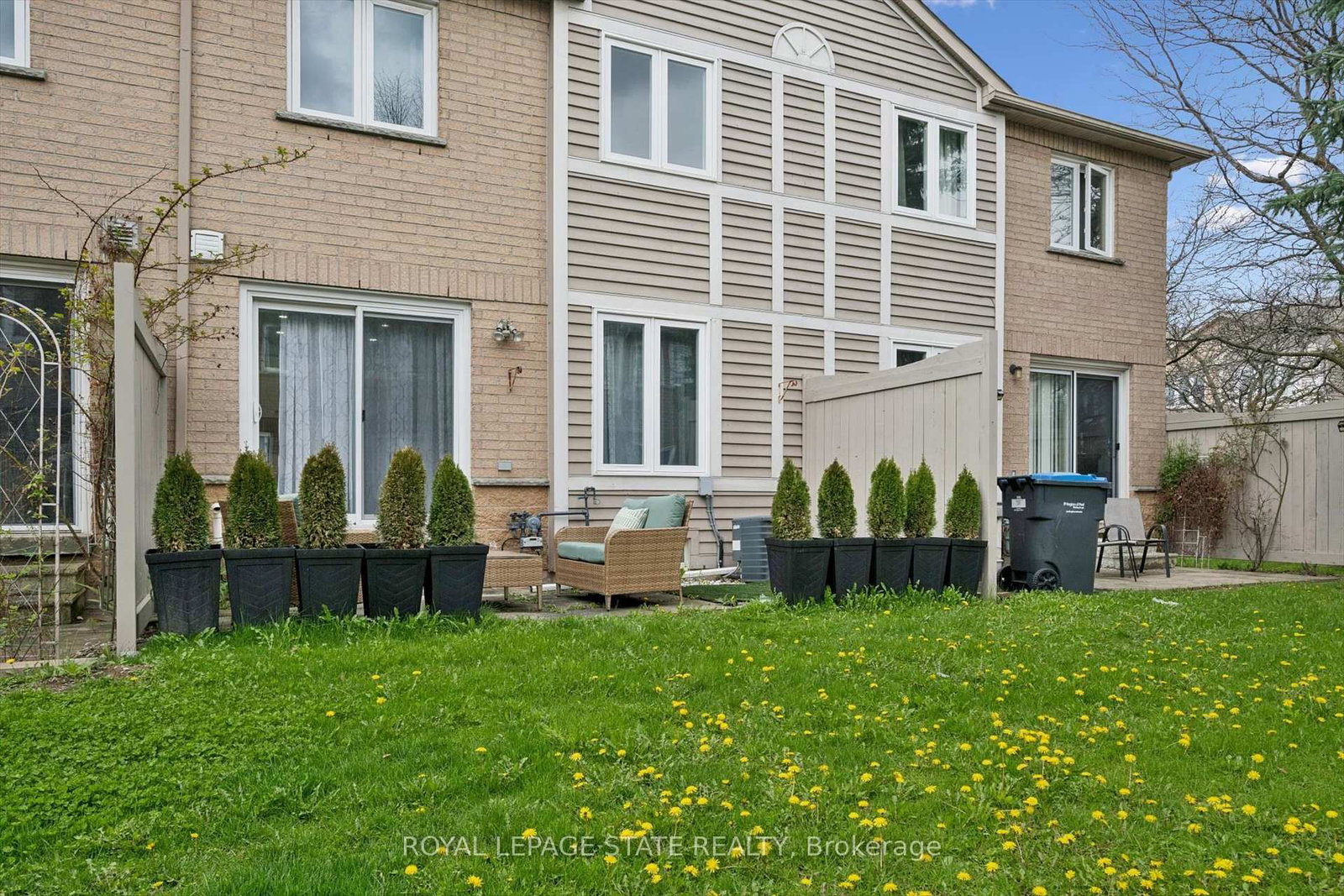 833 Scollard Court, Unit 107 - Photo 35