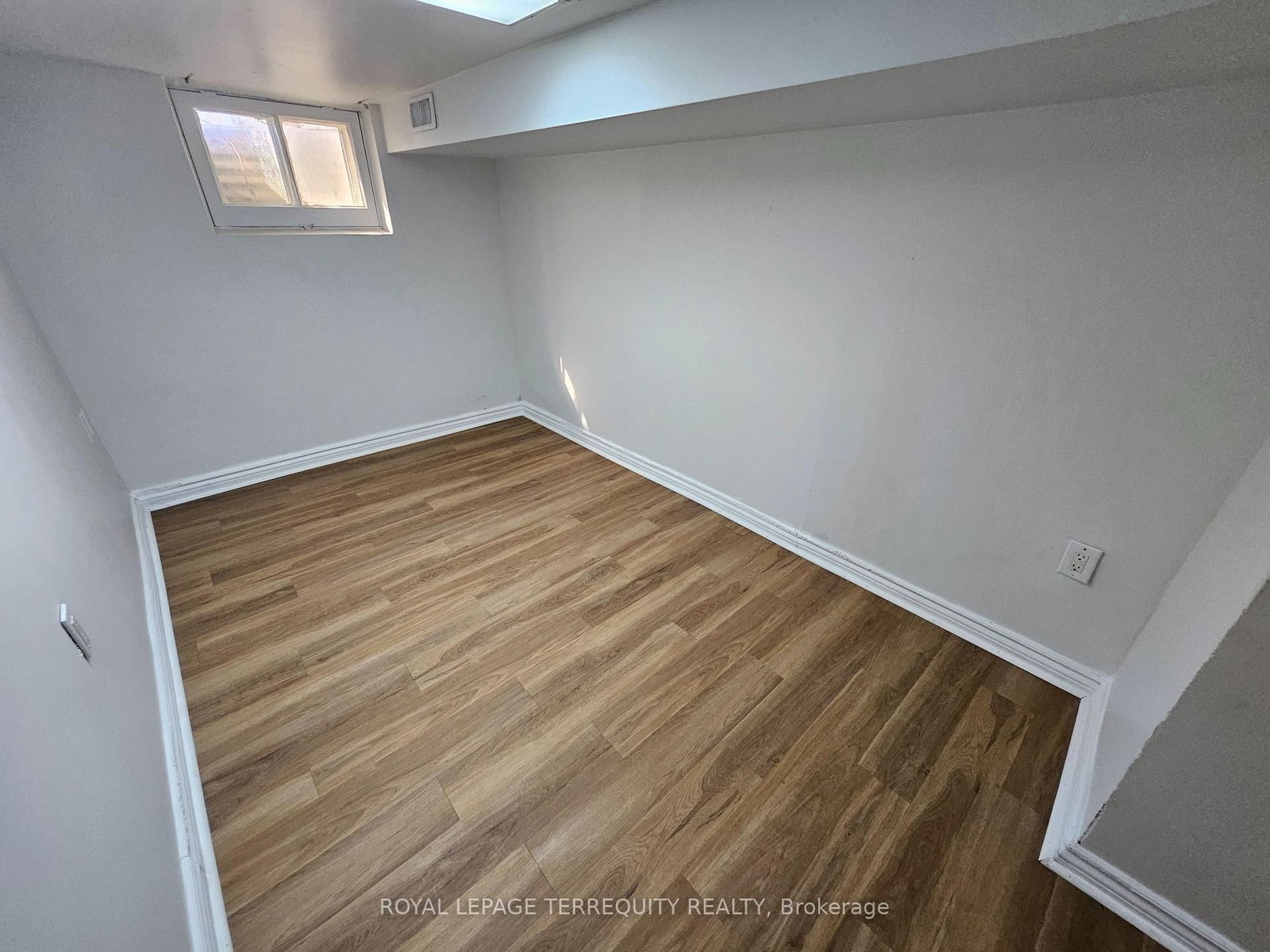 14 Hollis Street - Photo 16