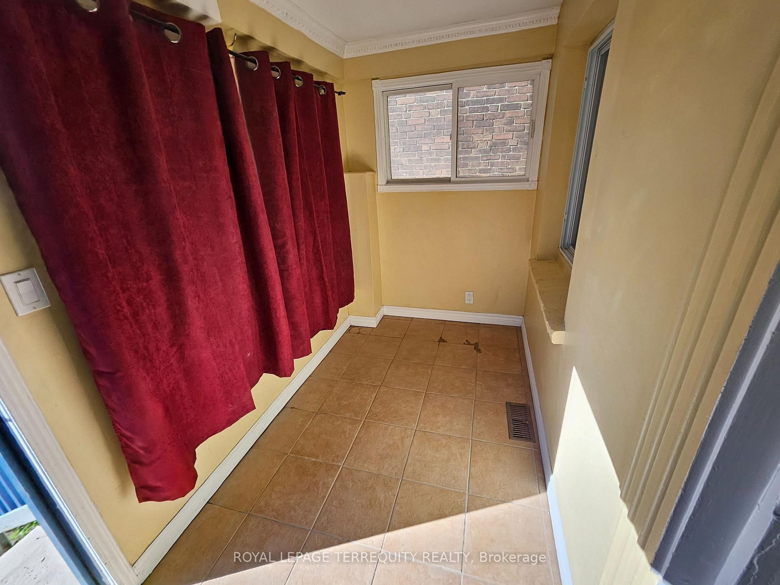 14 Hollis Street - Photo 21