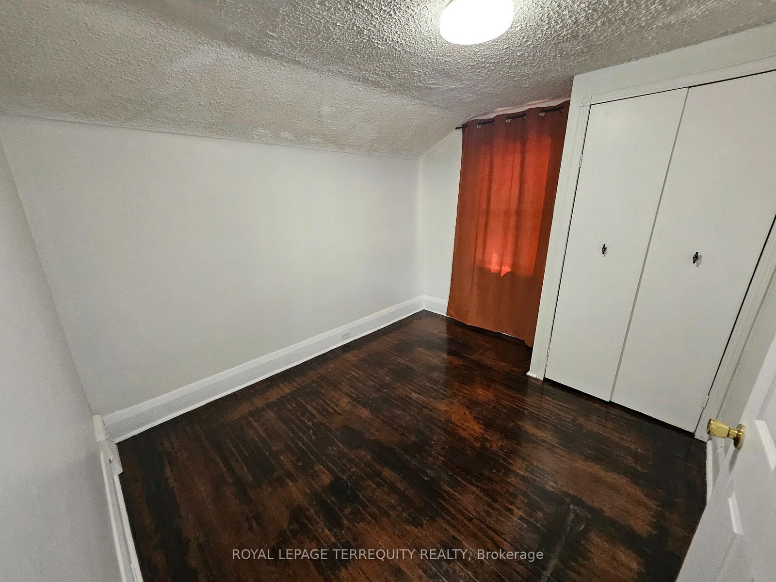 14 Hollis Street - Photo 22